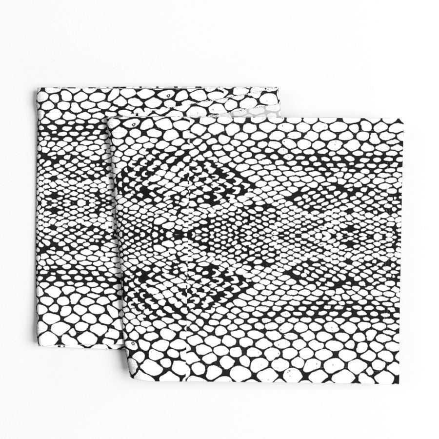 CULEBRA TABLE RUNNER