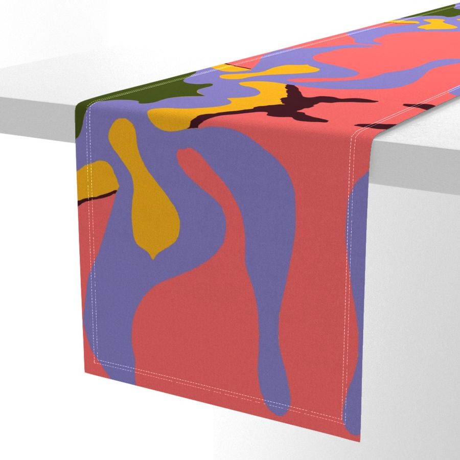 BAILA TABLE RUNNER