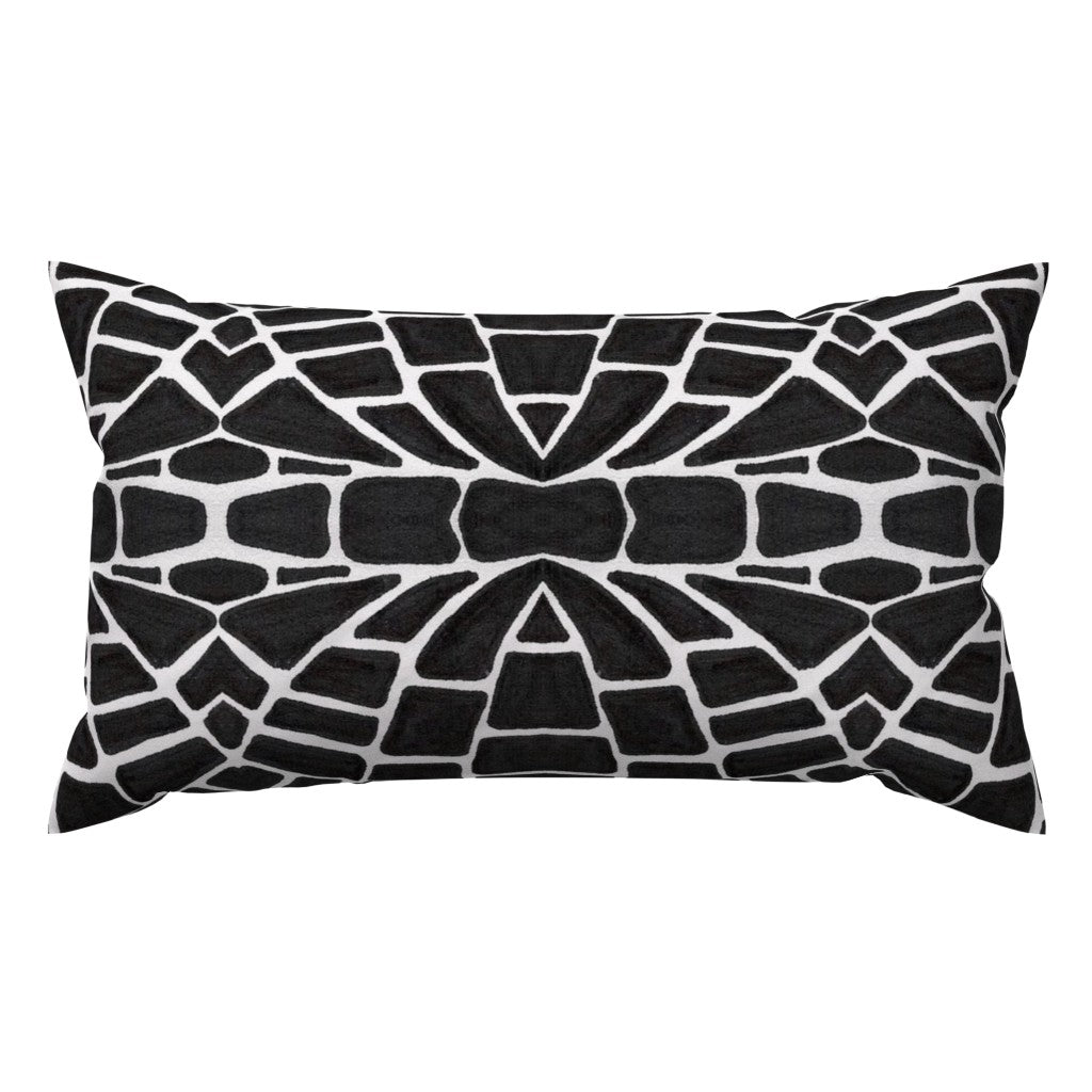 ESCUDO THROW PILLOW COVER