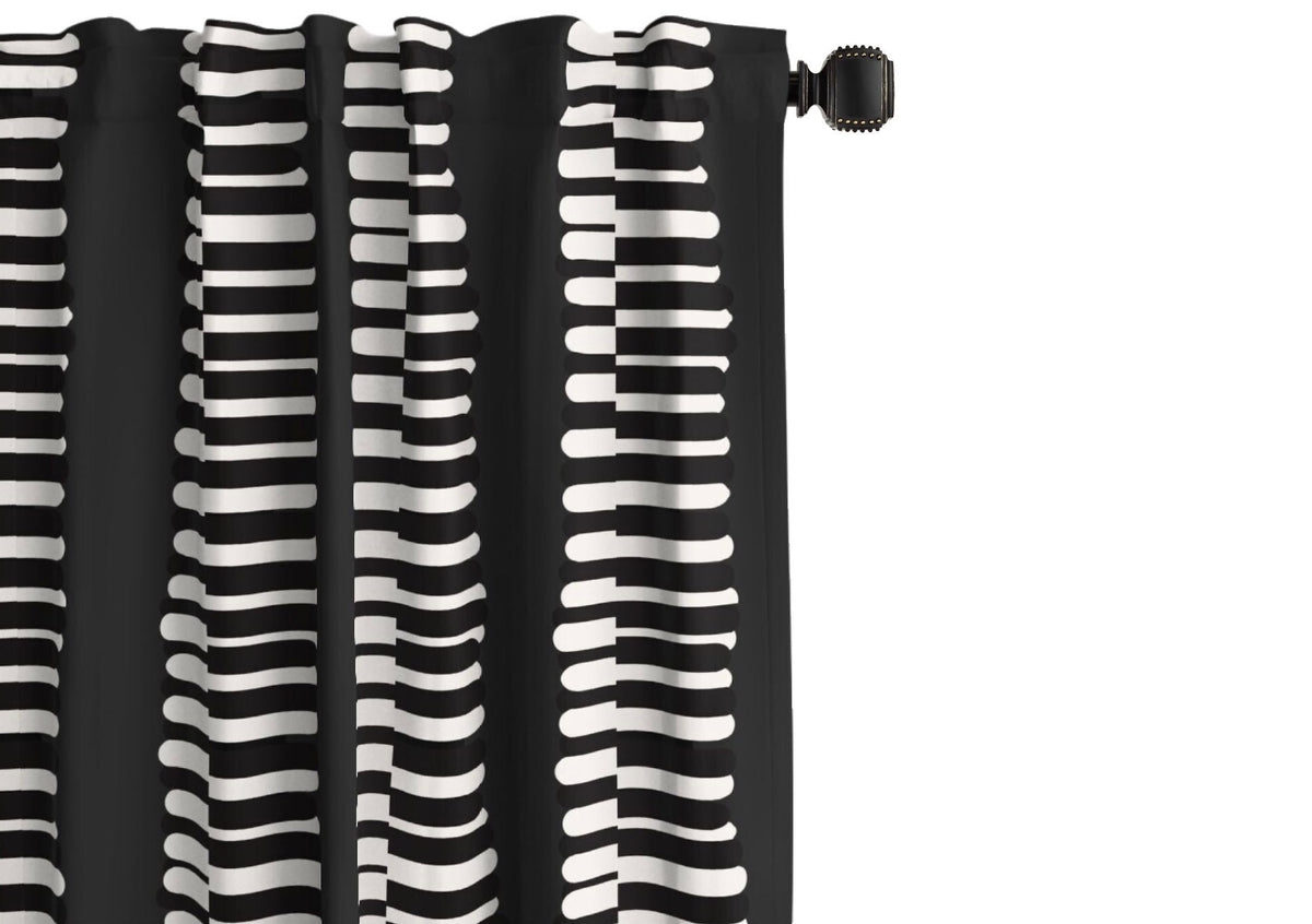 RAYAS NOIR CURTAIN PANEL