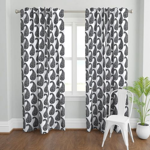 PAISLEY CURTAIN PANEL