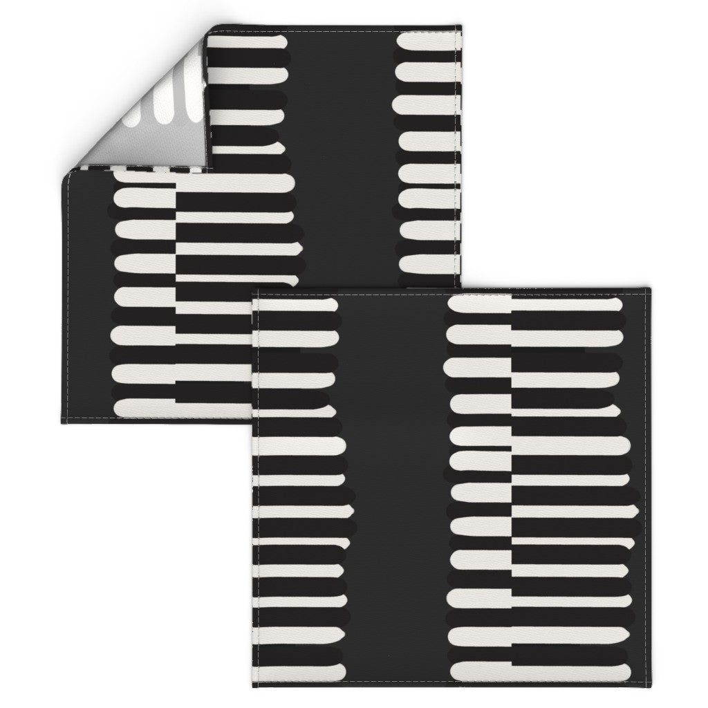 RAYAS NOIR DINNER NAPKINS