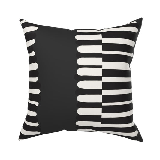 RAYAS NOIR THROW PILLOW COVER