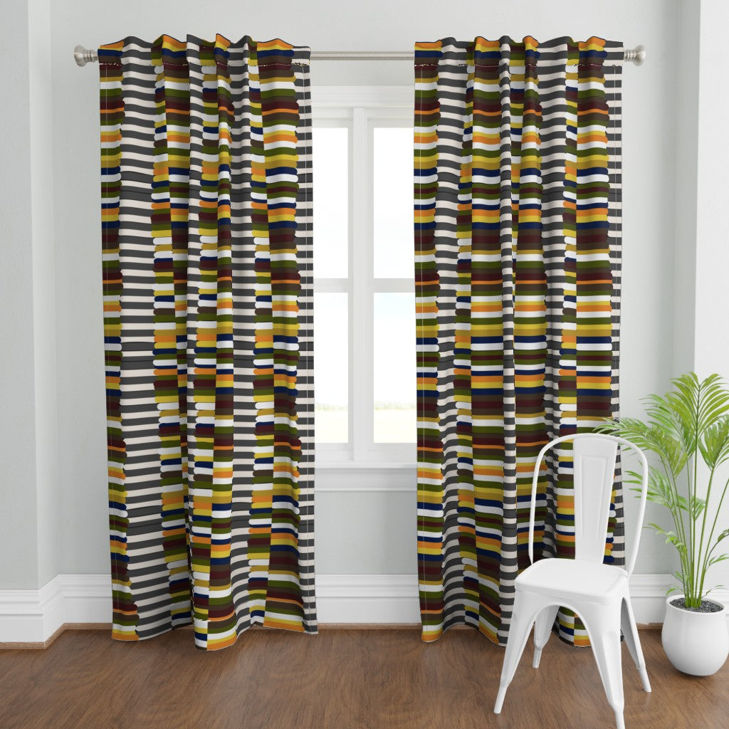 RAYAS CURTAIN PANEL