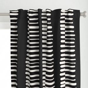 RAYAS NOIR CURTAIN PANEL