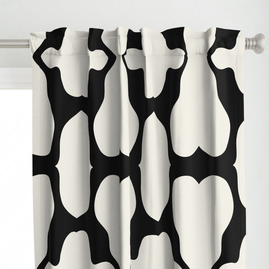 DONO GRAND CURTAIN PANEL