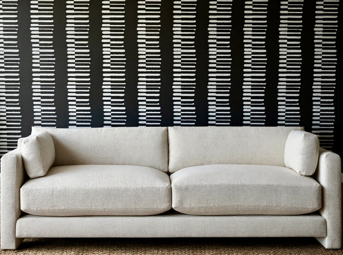 RAYAS NOIR WALLPAPER